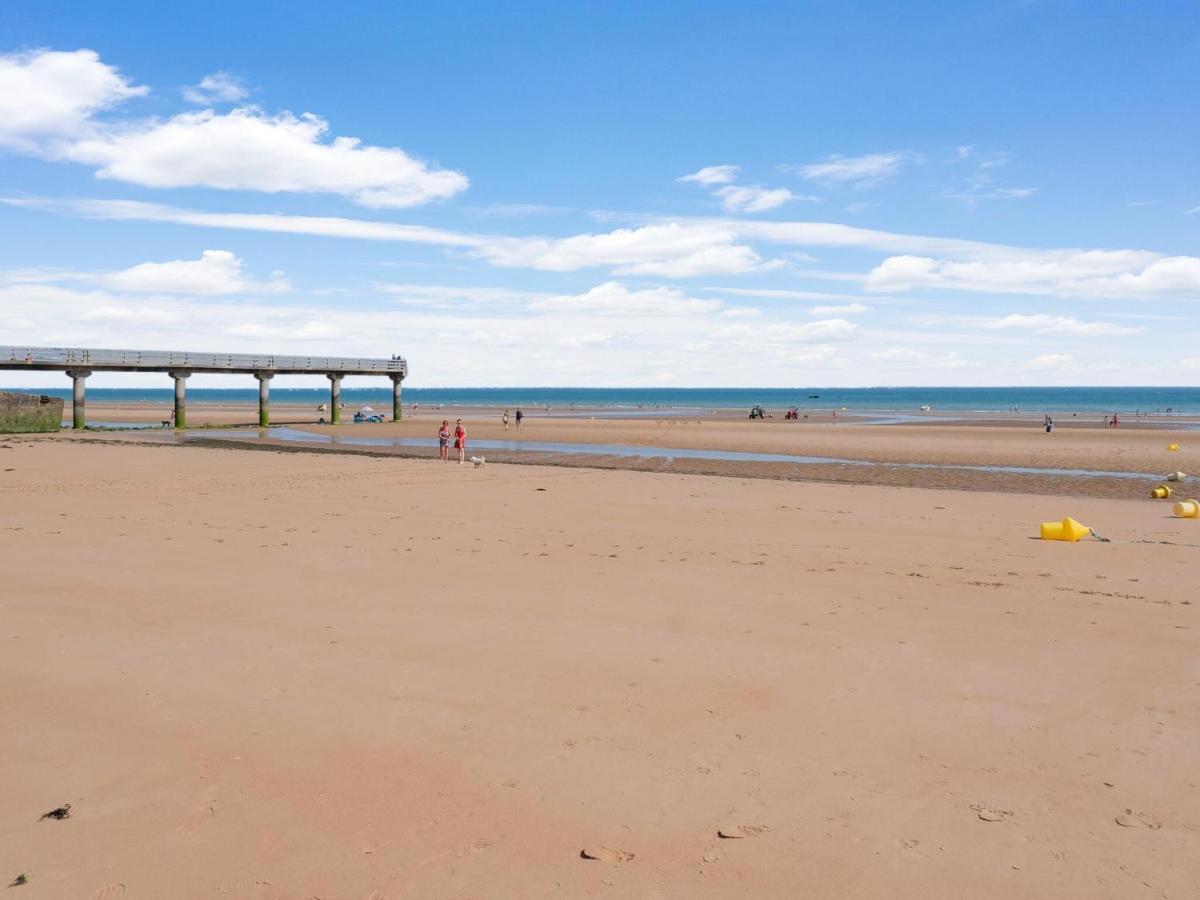 Fully Renovated House Only Few Minutes Walk Away From Ohama Beach Vierville-sur-Mer Eksteriør bilde
